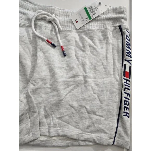Tommy hilfiger cheap grey shorts